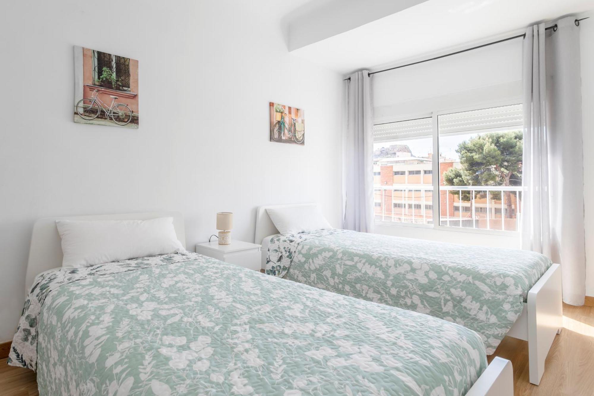 Encantador Apartamento De 3 Habitaciones Con Balcon Alicante Ngoại thất bức ảnh